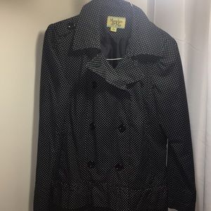 Maralyn&Me🖤B&W Polka Dot Peacoat